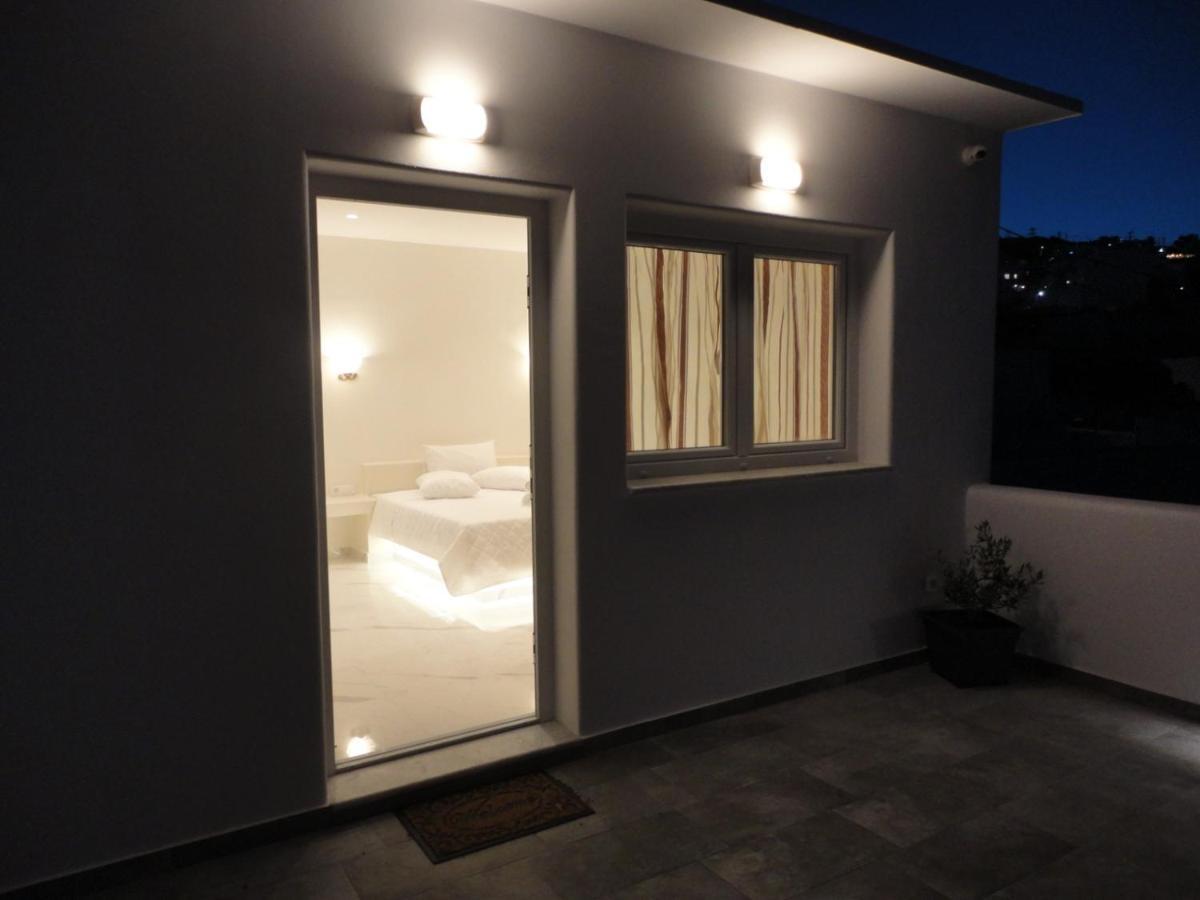 Triena Apartments Fira  Exterior foto