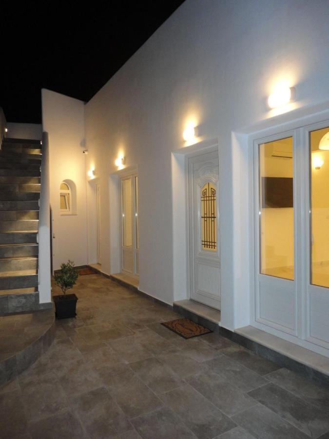 Triena Apartments Fira  Exterior foto