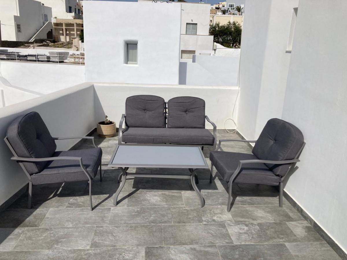 Triena Apartments Fira  Exterior foto